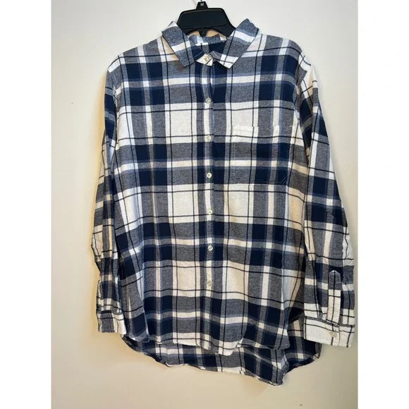 GAP Womens XL Flannel Shirt Blue White Plaid Long Sleeve Button Down‎ Top - Picture 3 of 10